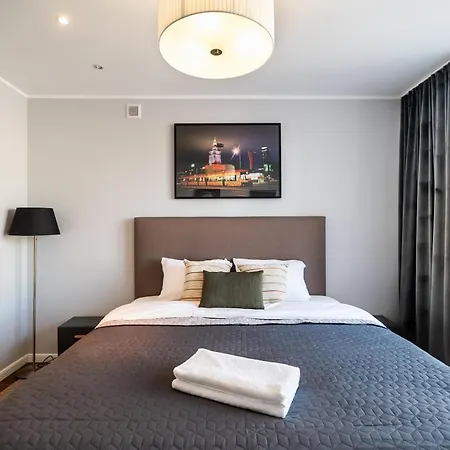 Centre Luxury By Bookinghost דירה *