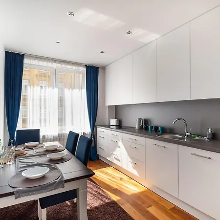 Centre Luxury By Bookinghost * Warschau