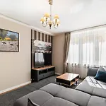 Daire Centre Luxury By Bookinghost Varşova